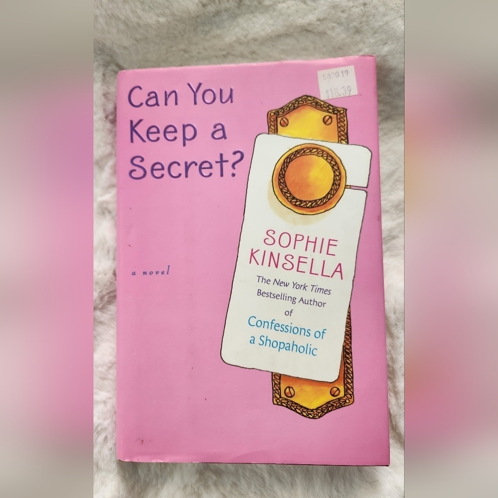 2/$15 - Can You Keep A Secret by Sophie Kinsella